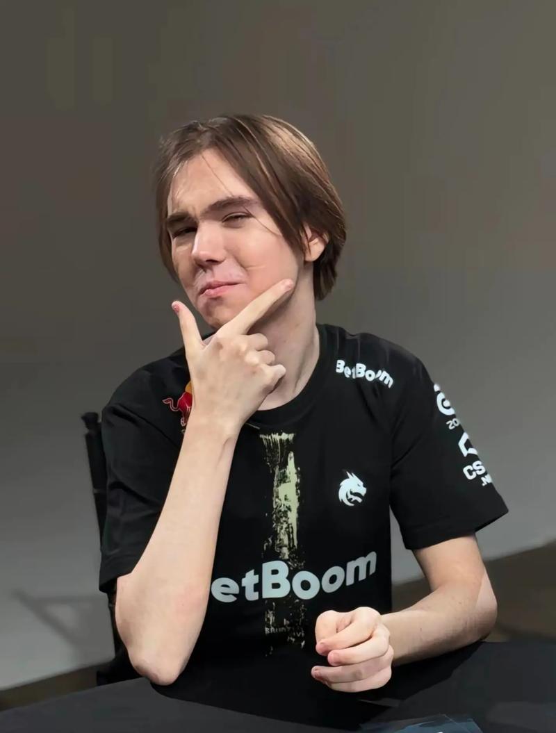 【前瞻】2025LPL春季赛 V5 vs TES，令人生畏的银河战舰回来了？