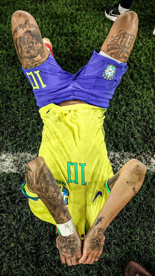 的拖后三分