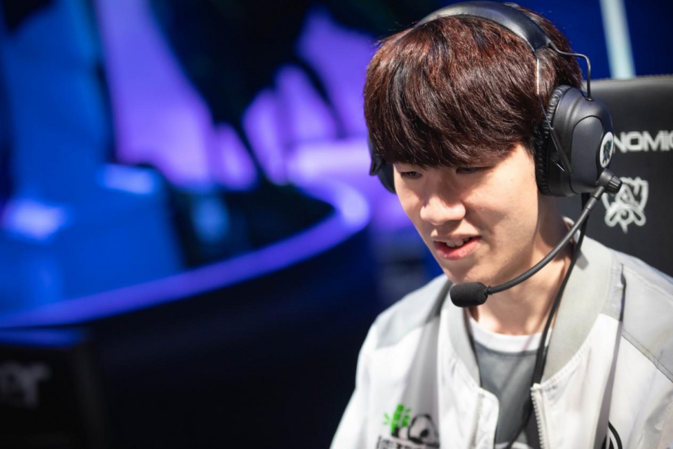 FNC击败TH锁定LEC年终总决赛资格，同时Jankos、Evi无缘S13